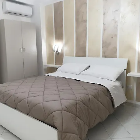 Luxury Lodge *