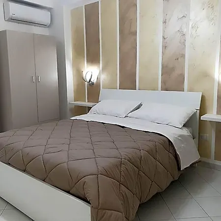 Luxury Orman Evi